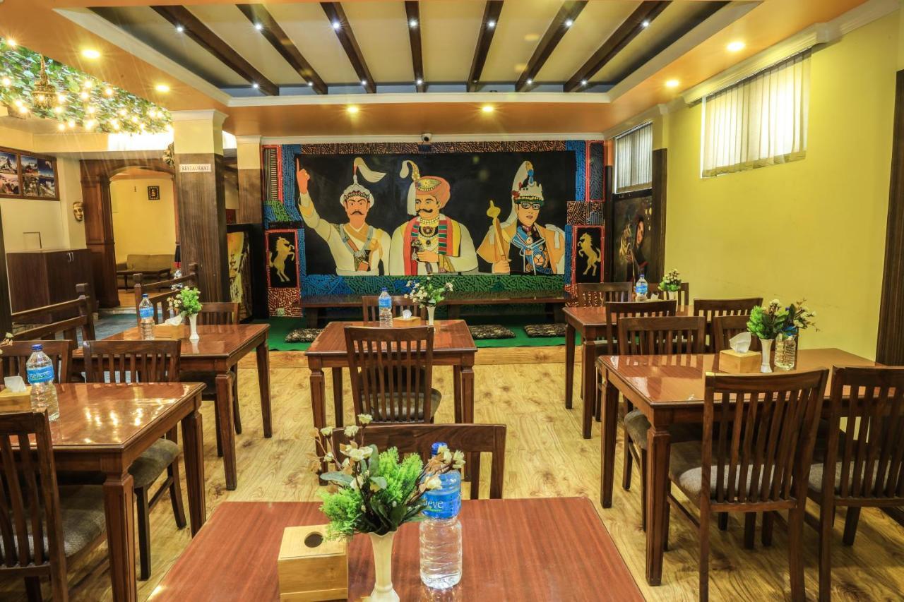 Royal Kings Hotel Katmandou Extérieur photo