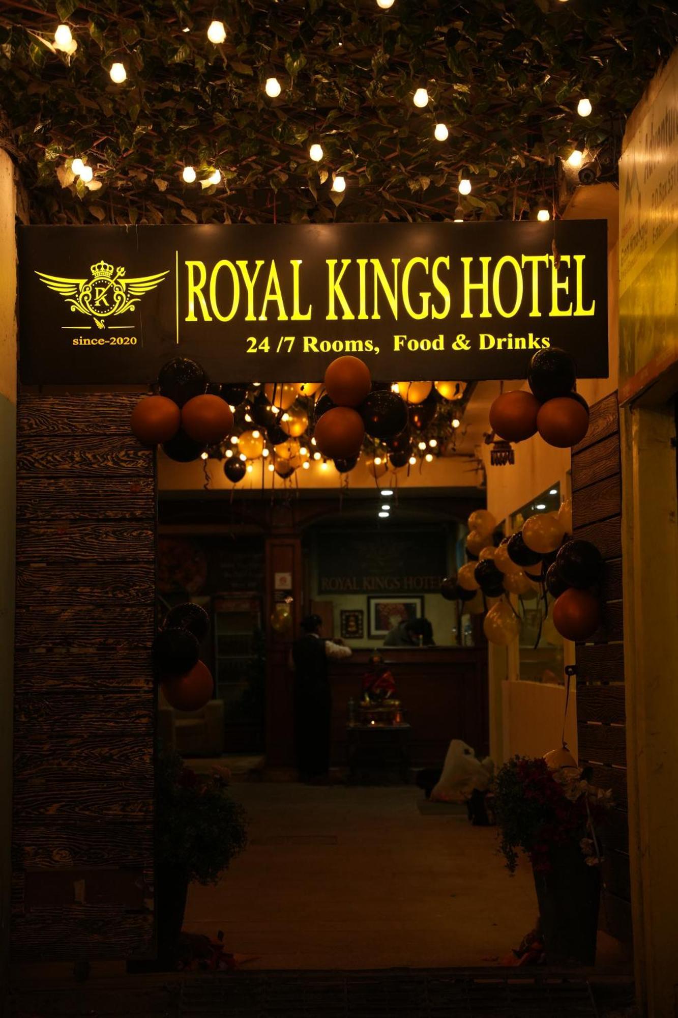 Royal Kings Hotel Katmandou Extérieur photo